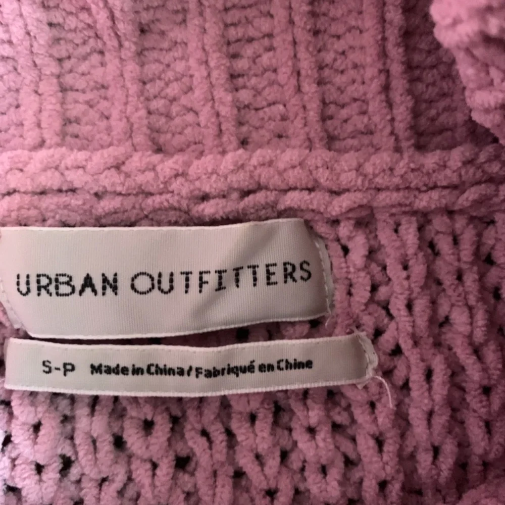 Urban outfitters‎ puff sleeve crop sweater. Worn twice. 68 retail - Picture 4 of 6